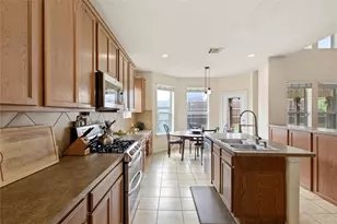 2817 NW Appaloosa Ct, Little Elm, TX 75068 - Photo 15