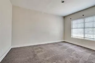 1015 Kings Hwy, Dallas, TX 75208 - Photo 11