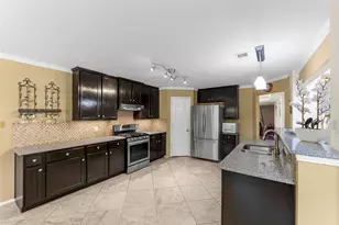 7005 Livingston Dr, Denton, TX 76210 - Photo 11