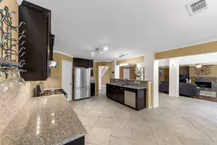 7005 Livingston Dr, Denton, TX 76210 - Photo 9