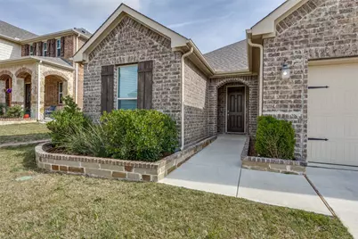 9016 Bison Creek Drive, Fort Worth, TX 76131 - Photo 5