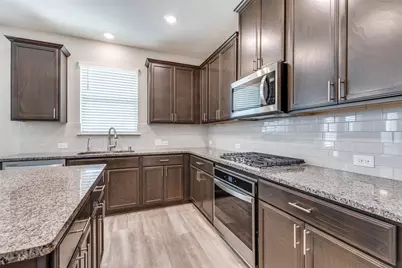 9016 Bison Creek Drive, Fort Worth, TX 76131 - Photo 15