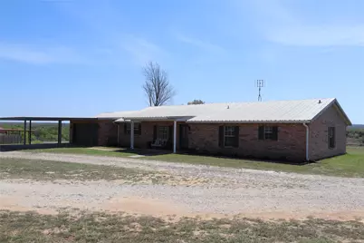 957 Frog Hollar, Bowie, TX 76230 - Photo 3