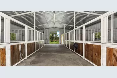 3911 N. Highway 281, Mineral Wells, TX 76067 - Photo 25