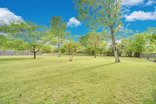 104 Prairie View Ln, Red Oak, TX 75154 - Photo 23