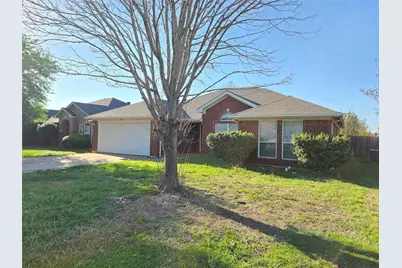 1810 Saint Nevis Drive, Mansfield, TX 76063 - Photo 3