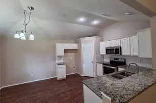 1810 St Nevis Dr, Mansfield, TX 76063 - Photo 9