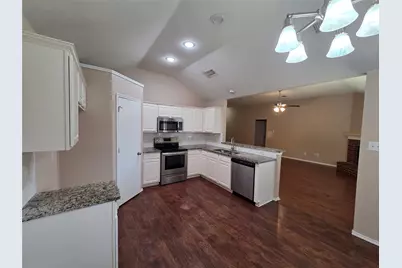 1810 Saint Nevis Drive, Mansfield, TX 76063 - Photo 11