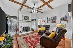 3909 Sunday Hill Dr, Arlington, TX 76016 - Photo 5