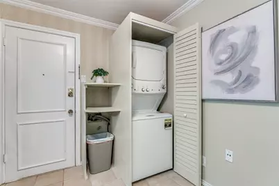 6070 Averill Way #A, Dallas, TX 75225 - Photo 9