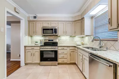 6070 Averill Way #A, Dallas, TX 75225 - Photo 9