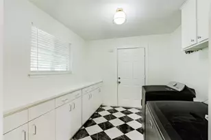 1209 Wade Dr, Bedford, TX 76022 - Photo 31