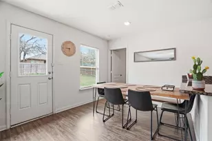 1305 Eagle Lake Dr, Azle, TX 76020 - Photo 15