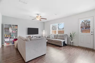 1305 Eagle Lake Drive, Azle, TX 76020 - Photo 7