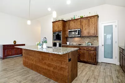 904 Avagail Avenue, Springtown, TX 76082 - Photo 13