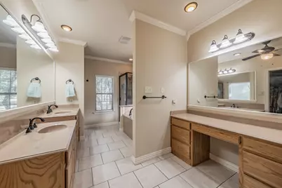 2865 J E Woody Road, Springtown, TX 76082 - Photo 13