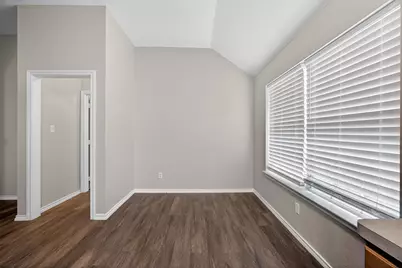 3205 Carverly Avenue, Fort Worth, TX 76119 - Photo 25