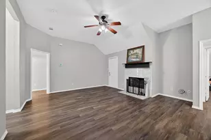 3205 Carverly Ave, Fort Worth, TX 76119 - Photo 27