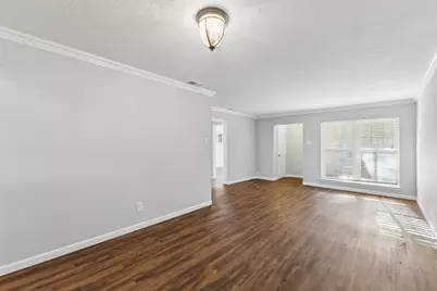 7021 Kingsbury Drive, Dallas, TX 75231 - Photo 3