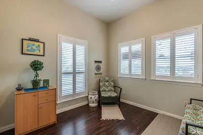 5900 Houghton Avenue, Fort Worth, TX 76107 - Photo 5