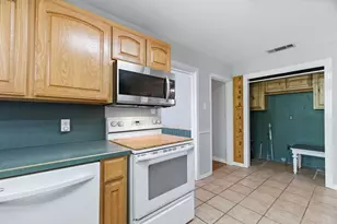 706 Jackson St, Weatherford, TX 76086 - Photo 15