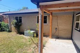 1710 Glenwick Ln, Irving, TX 75060 - Photo 19