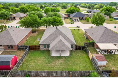 205 Commonwealth Circle, Waxahachie, TX 75165 - Photo 23