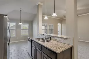 205 Commonwealth Cir, Waxahachie, TX 75165 - Photo 13