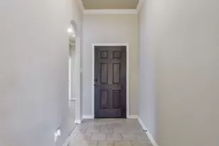 205 Commonwealth Cir, Waxahachie, TX 75165 - Photo 3