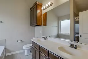 205 Commonwealth Cir, Waxahachie, TX 75165 - Photo 17