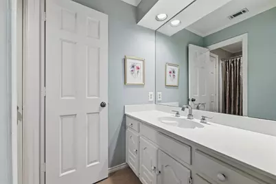 6302 Glenhollow Court, Dallas, TX 75248 - Photo 33