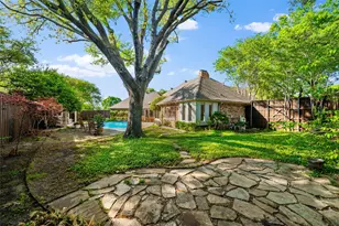 6302 Glenhollow Ct, Dallas, TX 75248 - Photo 39