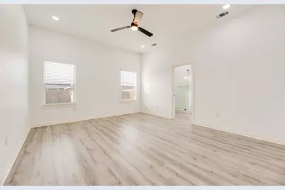 5928 Walraven Circle, Fort Worth, TX 76133 - Photo 13