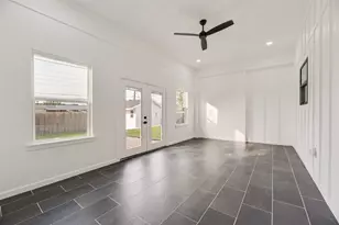 5928 Walraven Cir, Fort Worth, TX 76133 - Photo 17