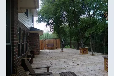 1706 Creekway Drive, Garland, TX 75043 - Photo 11