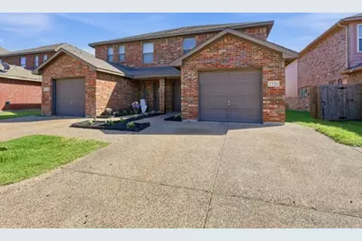 2320 Bloomfield Drive, Arlington, TX 76012 - Photo 1