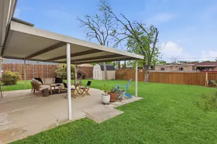 2613 W Rochelle Rd, Irving, TX 75062 - Photo 17