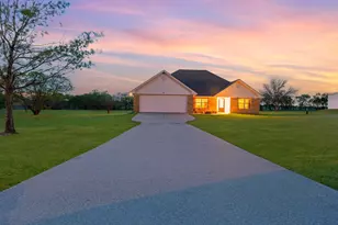 116 Creekview Cir, Maypearl, TX 76064 - Photo 1