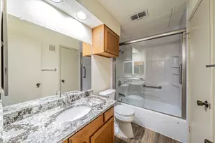 4101 Esters Rd, Irving, TX 75038 - Photo 23