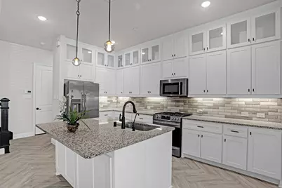 1914 Melinda Lane, Farmers Branch, TX 75234 - Photo 5