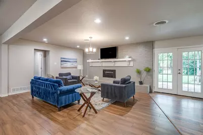 7828 Mary Frances Lane, North Richland Hills, TX 76180 - Photo 9