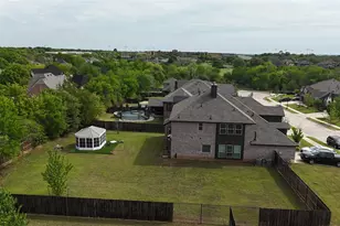 911 Royal Ct, Mansfield, TX 76063 - Photo 35