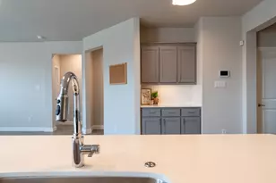 521 Dunmore Dr, Fort Worth, TX 76052 - Photo 3