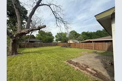 831 Cedar Drive, Mesquite, TX 75149 - Photo 3