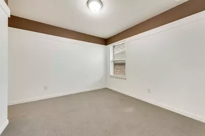 1923 Livingston Road, Irving, TX 75062 - Photo 17