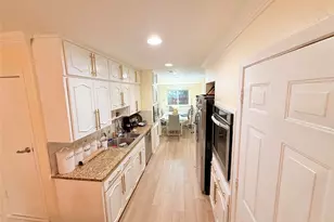 2910 Sun Valley St, Irving, TX 75062 - Photo 3