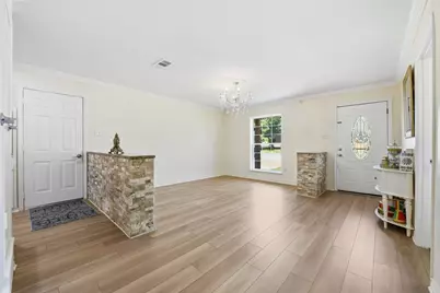 2910 Sun Valley Street, Irving, TX 75062 - Photo 3