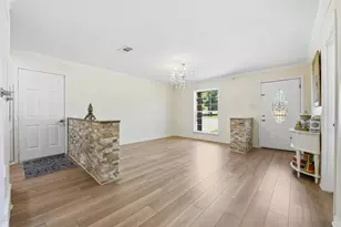 2910 Sun Valley St, Irving, TX 75062 - Photo 3