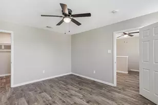 316 Spurlock Dr, Krum, TX 76249 - Photo 17