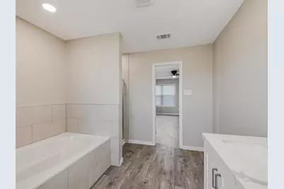 316 Spurlock Drive, Krum, TX 76249 - Photo 13
